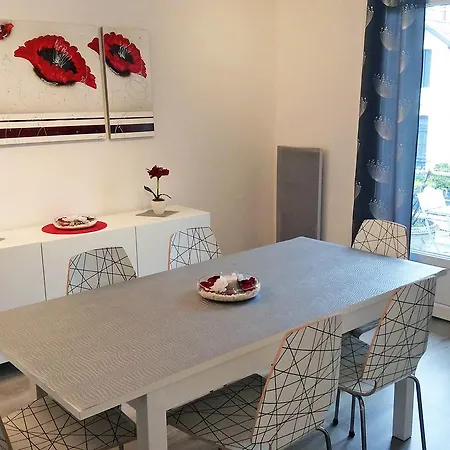 La Grande Conche Apartment *
